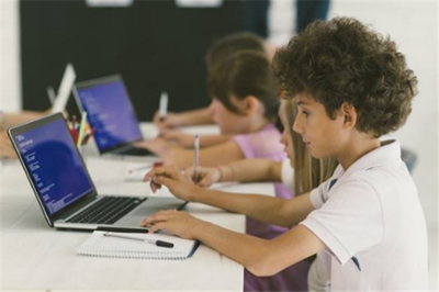 核桃星球編程加盟市場前景分析 教育行業(yè)軟件開發(fā)的新機遇